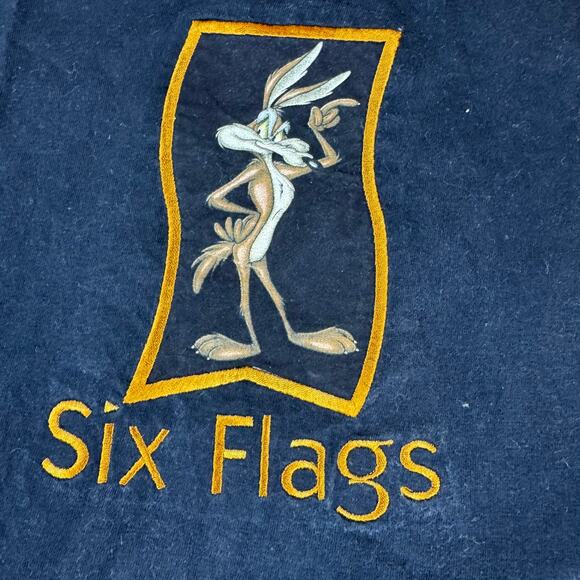 Vintage Wile E. Coyote Six Flags T-Shirt - Size XL - Picture 3 of 6